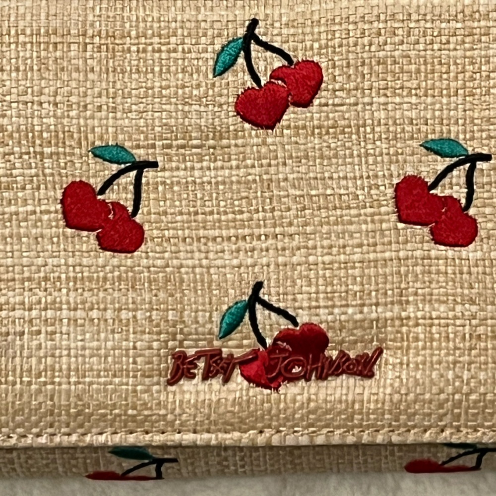 NWT 🍒 Betsey Johnson Cherry Crossbody Bag - Picture 14 of 14